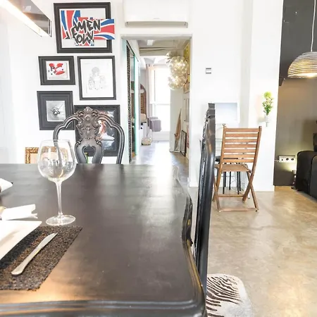 아파트 Atico Loft - 10min Walk To Beach With Ac